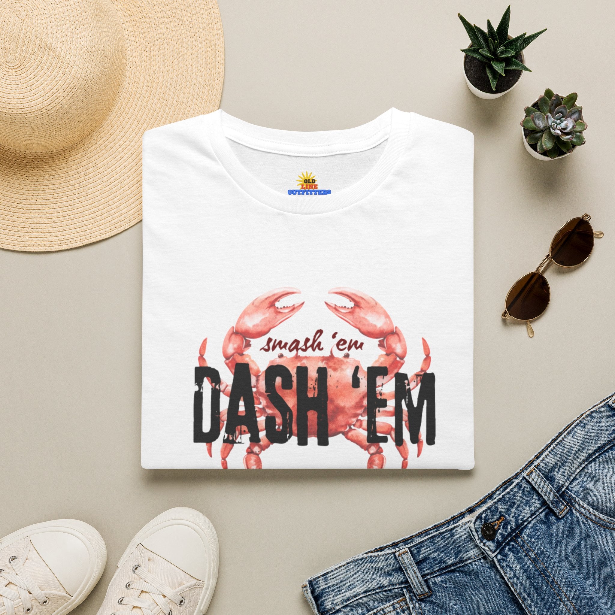 Crab 'Smash 'Em Dash 'Em' T-Shirt — Seafood Boil Crab Feast Tee